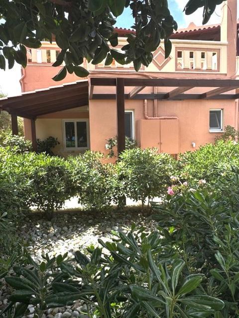 Iliana Apartments Falasarna Bagian luar foto