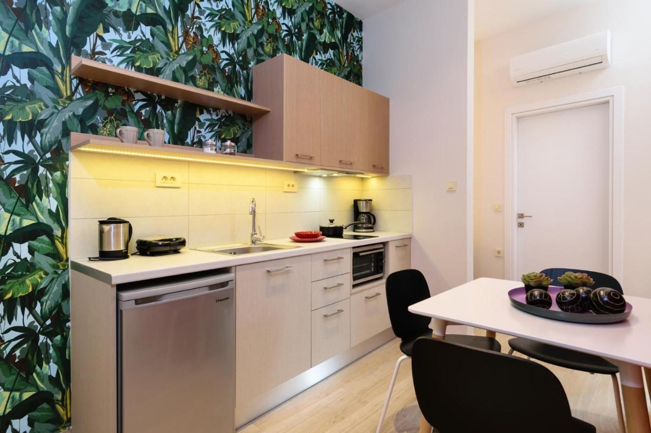 Iliana Apartments Falasarna Bagian luar foto