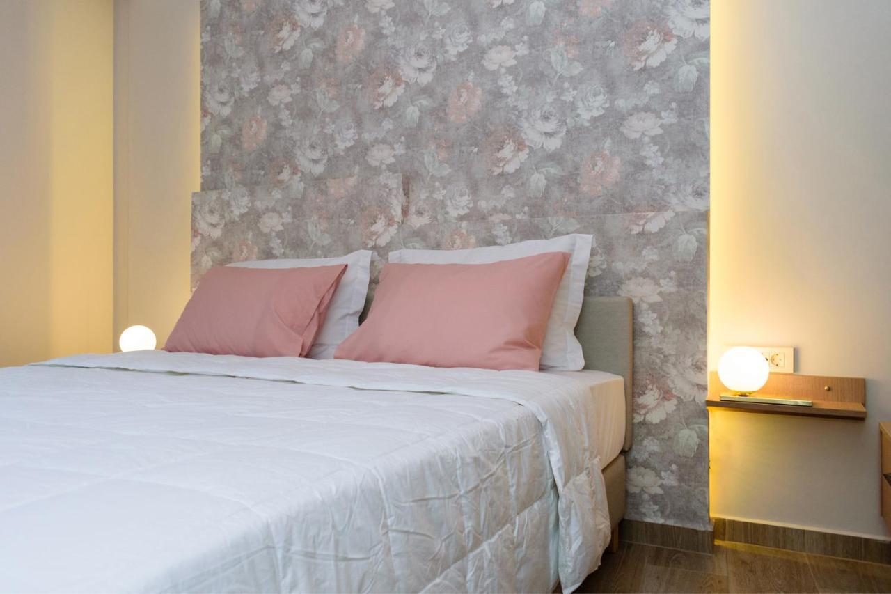 Iliana Apartments Falasarna Bagian luar foto