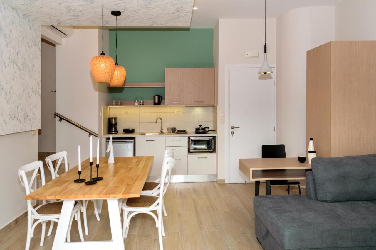 Iliana Apartments Falasarna Bagian luar foto
