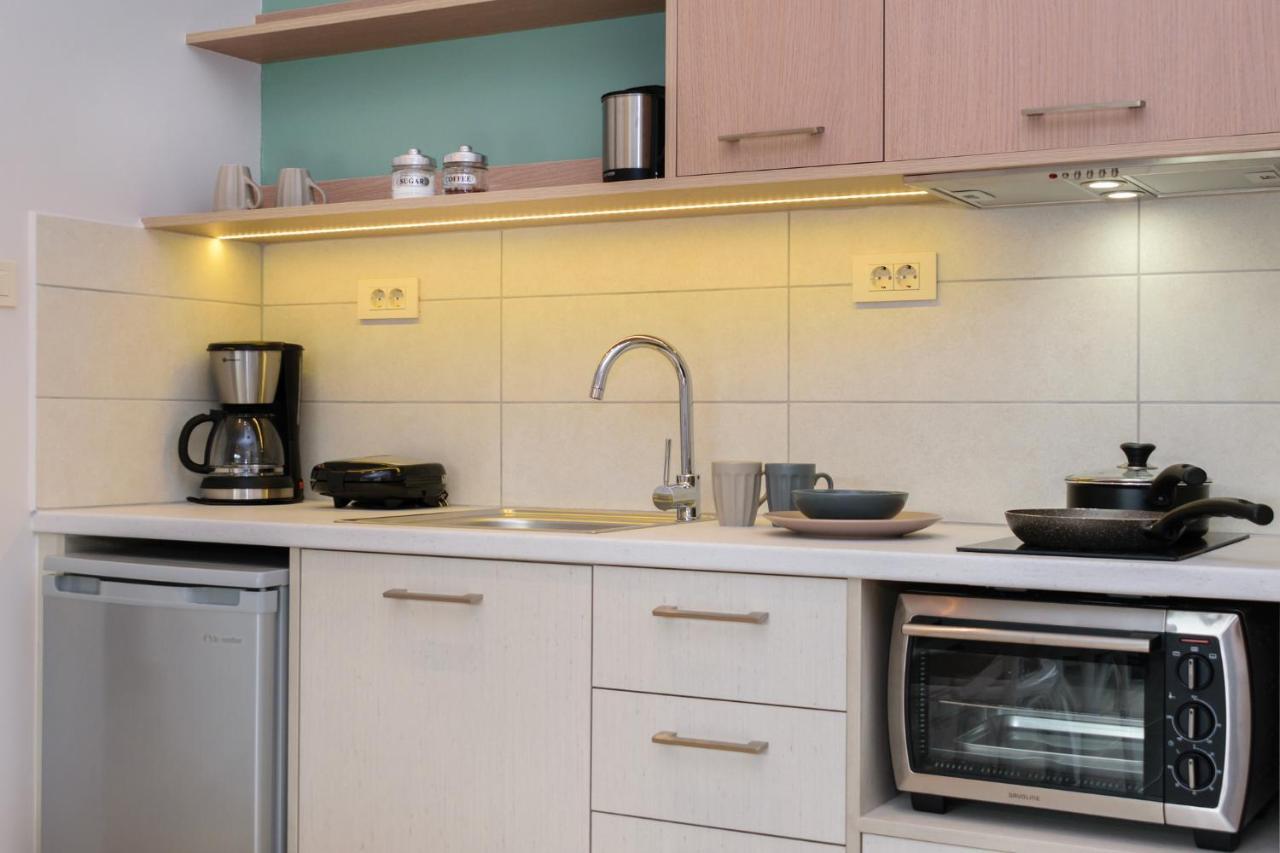 Iliana Apartments Falasarna Bagian luar foto